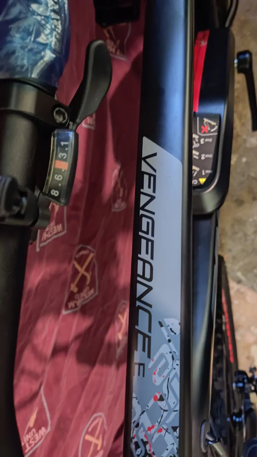 Carrera Vengeance E Mens Electric Mountain Bike Shimano 2.1 2023