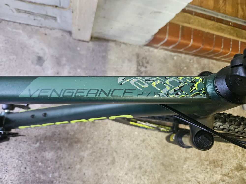 Carrera Vengeance Mens Mountain Bike 2021