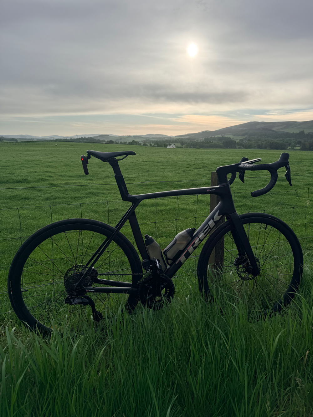 Trek Madone SL 6 Di2 Gen 8 2025Sale