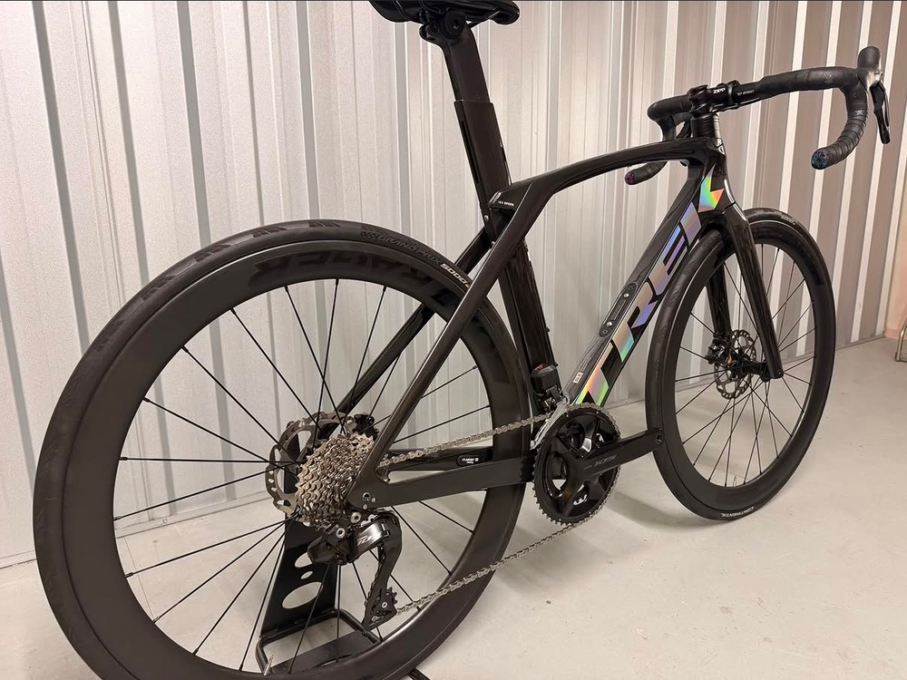 Trek Madone SL 6 Gen 8 Di2 2023