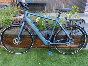 Metroneer London - EU700 Plus Hybrid E-Bike 2025