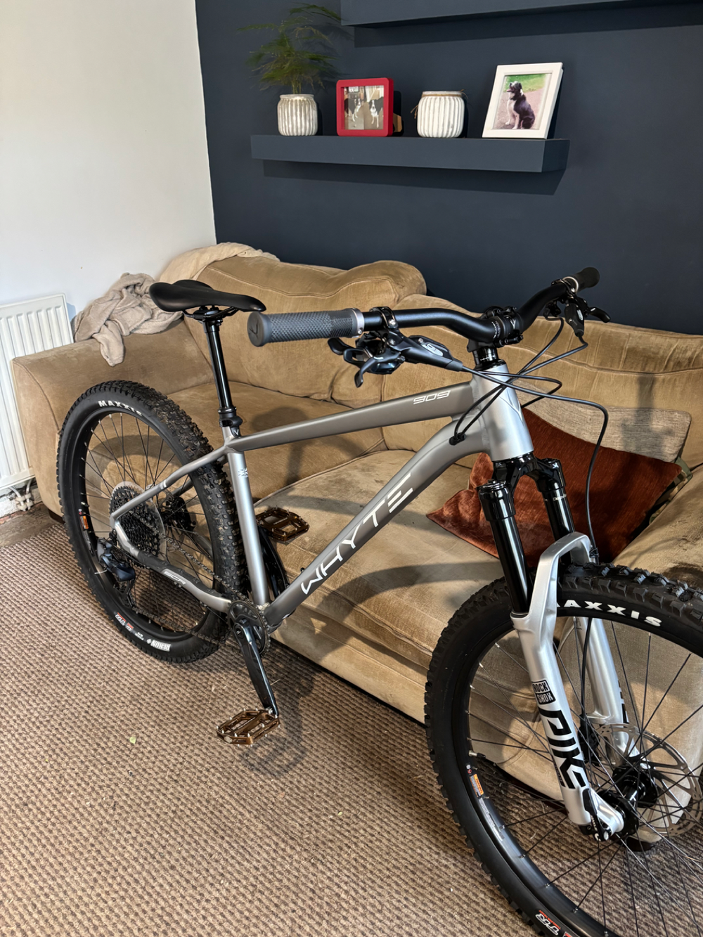 Whyte 909 v4 2022