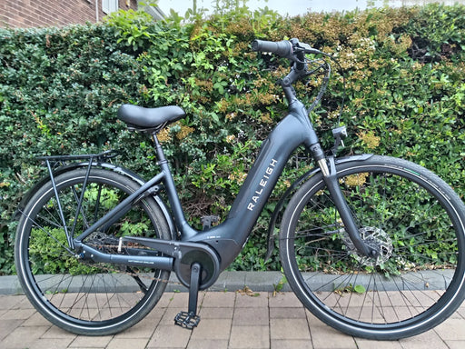 Raleigh Motus Grand Tour Hub Gear Low Step 2022