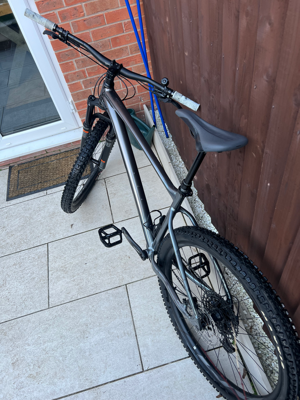 Giant Fathom 29 1 2021