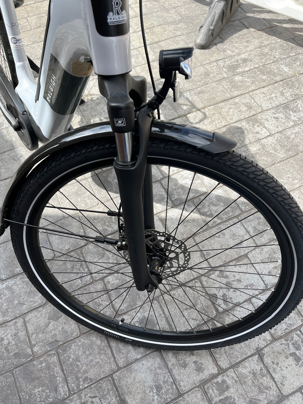 Raleigh Motus 7 Speed Step Through Bosch 2017
