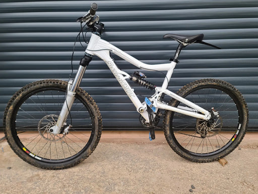 Santa Cruz Bulkit 2 R FR 2007