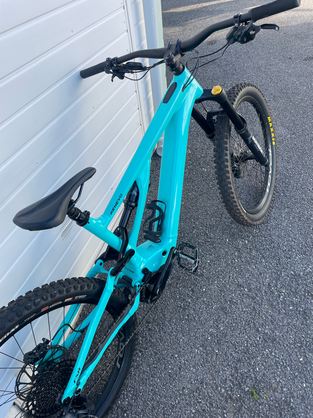 Specialized Kenevo Comp 2022