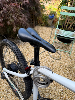Rockrider E-ST100 2023