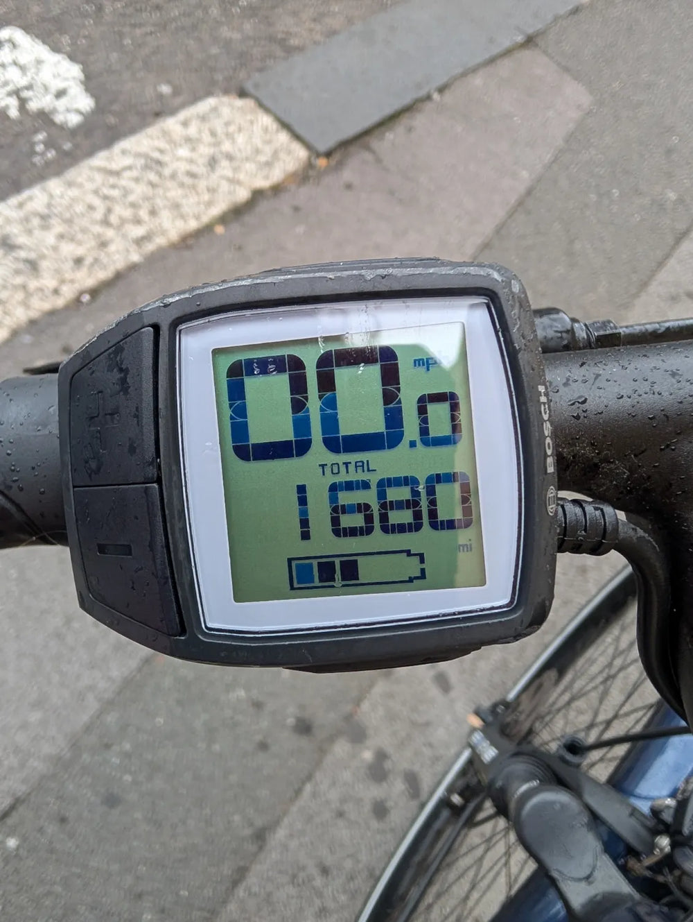 Moustache Samedi 28.2 2023