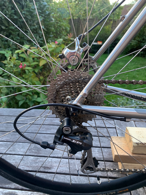 Genesis Croix de Fer 931