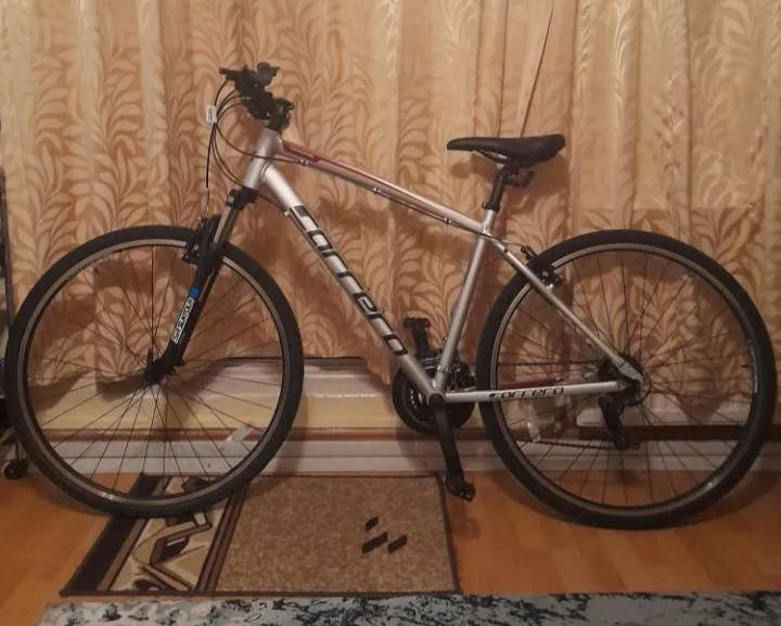 Carrera Crossfire 1 Mens Hybrid Bike 2020