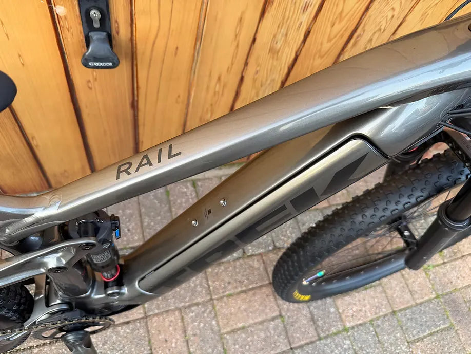Trek RAIL 5 ELECTRIC FULL SUSPENSION MOUNTAIN EBIKE **LARGE FRAME** 2024