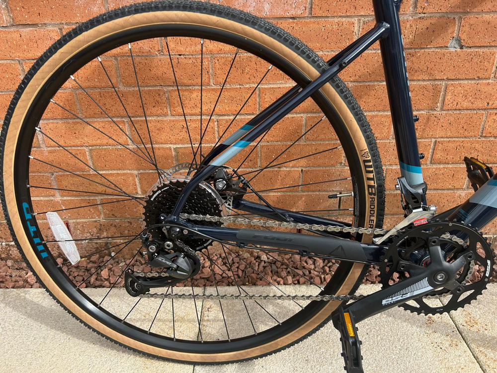 fuji jari 2.3 gravel bike 2021 Fuji Jari 2.3 2021
