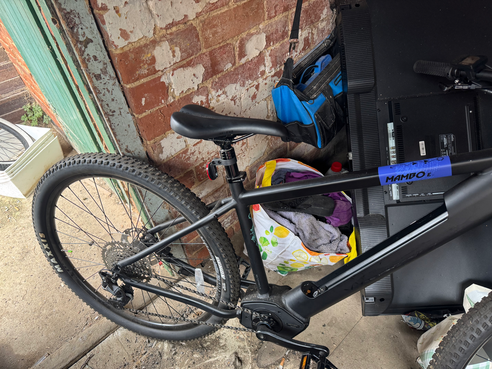 Voodoo Mambo-E Electric Trekking Bike 2025