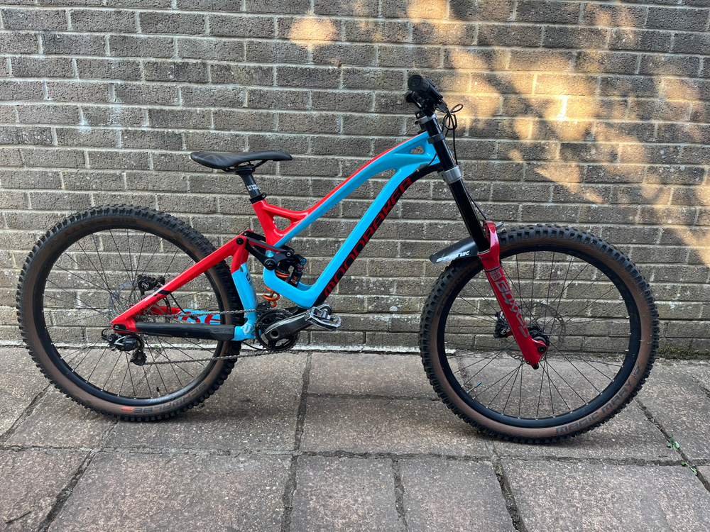 Mondraker Summum Carbon Pro Team 27 5 2019