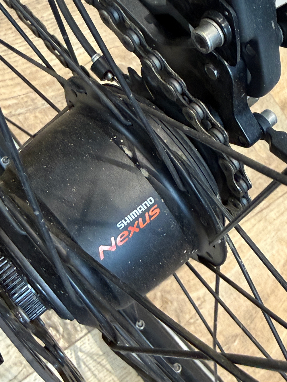 Raleigh Centros Crossbar Hub Gear 2022