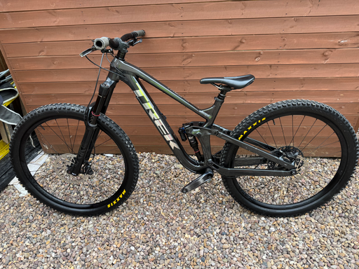Trek Slash 8 29 2022