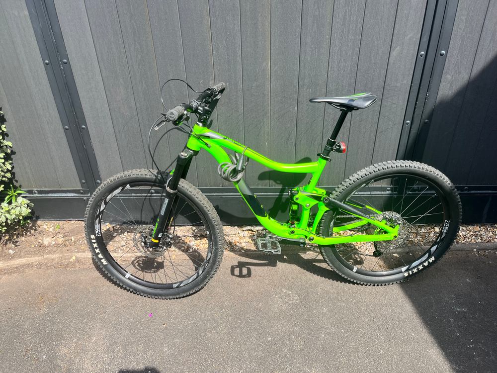 Giant Trance 4 27 5 2017