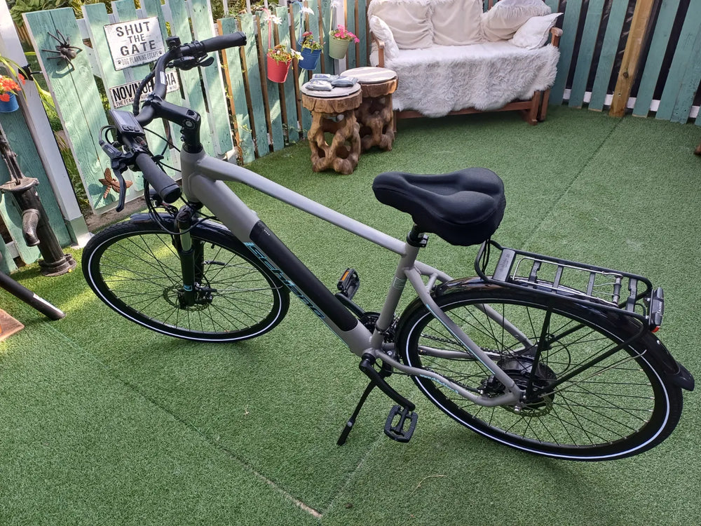 F.lli Schiano E-Wave, Electric Bike for Adults, 28" , 36V 11.6Ah 250W, 50NM F.lli Schiano E-Wave, Electric Bike for Adults, 28 inches , 36V 11.6Ah 250W, 50NM 2024