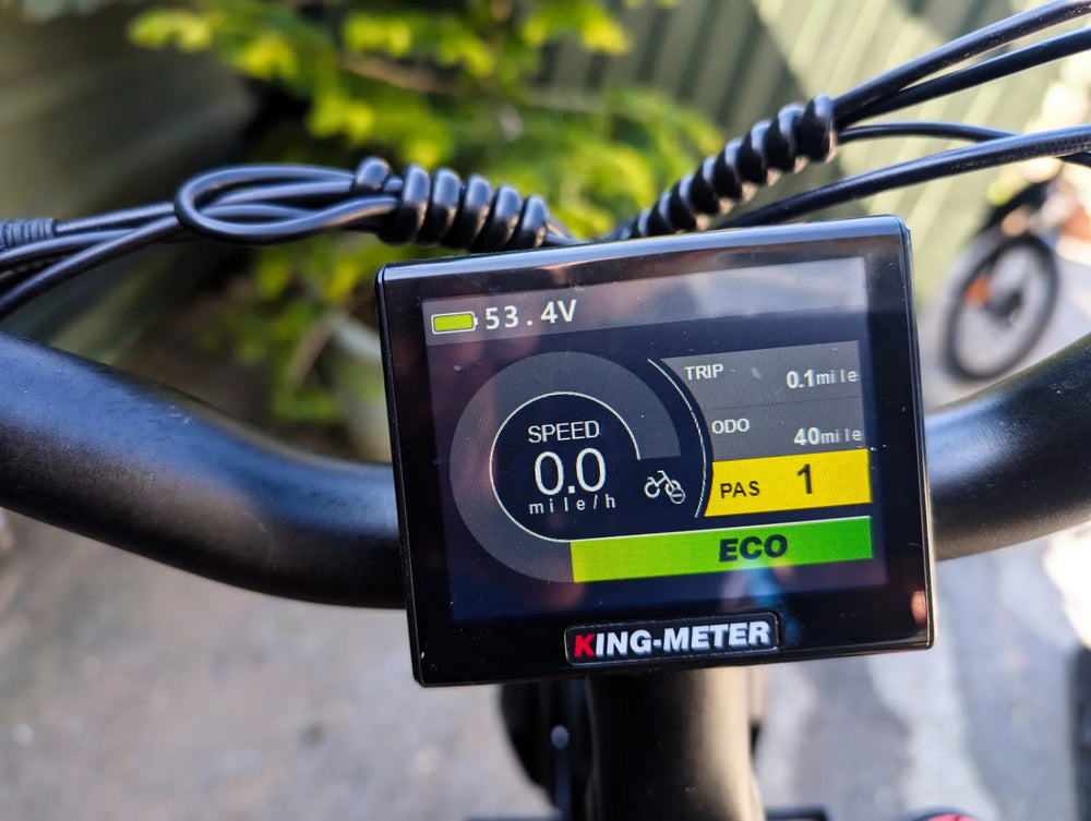 Cyrusher Kommoda 2024