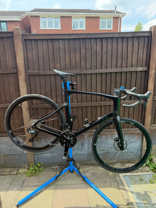 Pinarello X3 105 Di2 Disc 2025