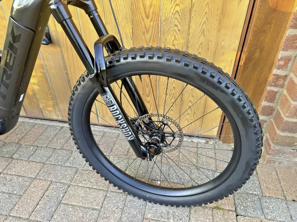 TREK POWERFLY 9.7 FULL CARBON ELECTRIC MOUNTAIN E-BIKE **LARGE FRAME** 2020