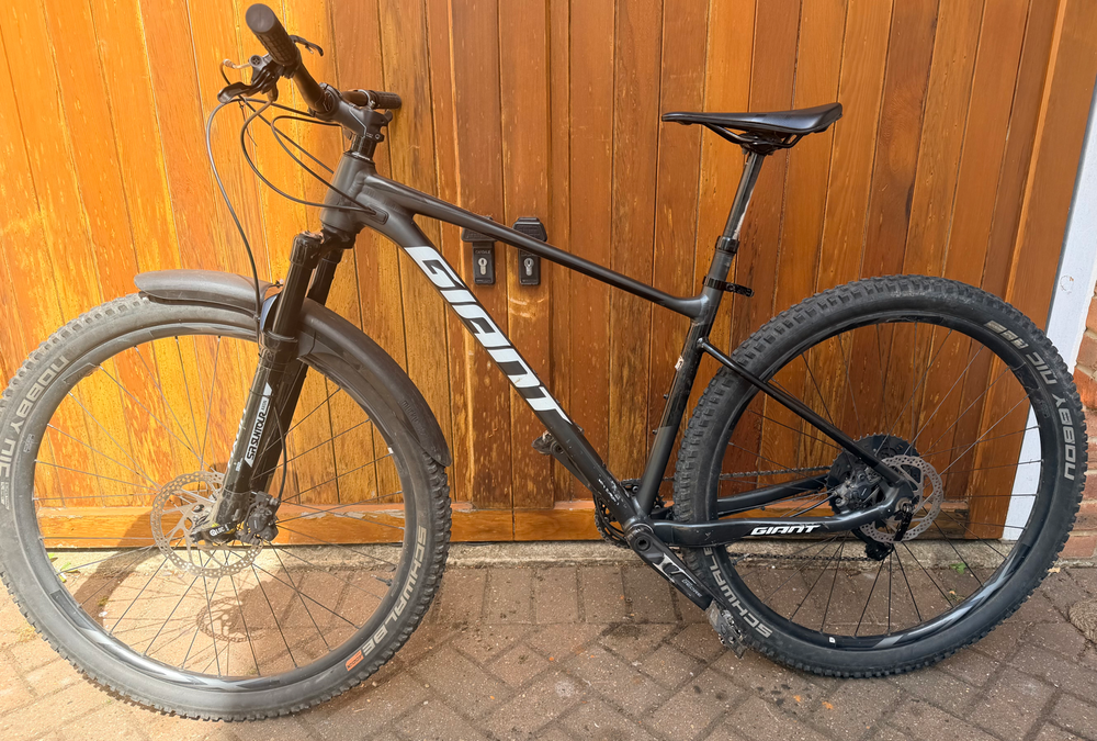 Giant Fathom 1 2022