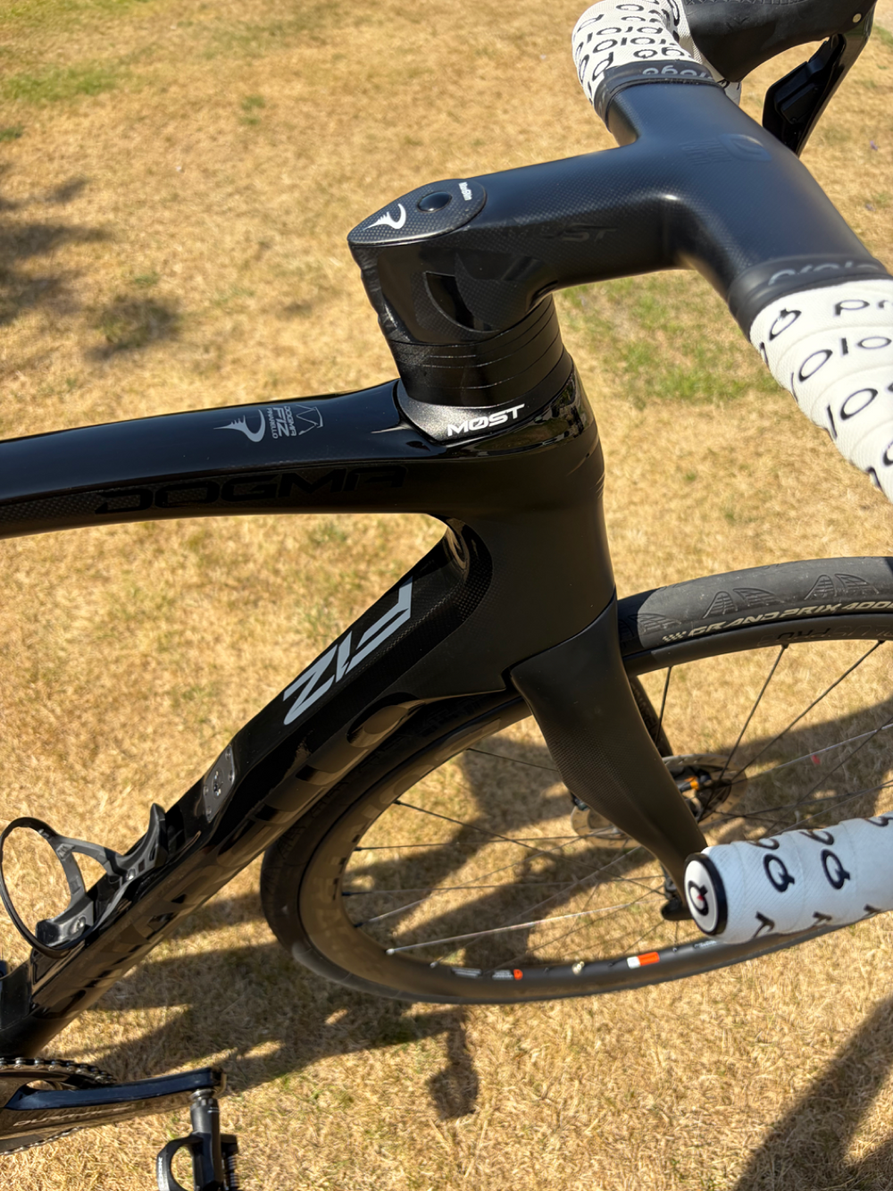 Pinarello Dogma F12 Dura Ace Di2 Disc 2022