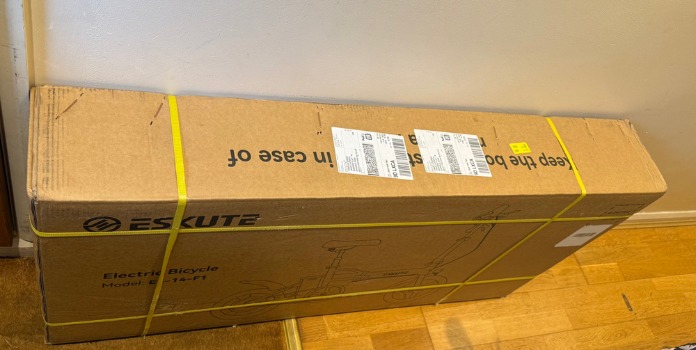 ESKUTE F100 2024