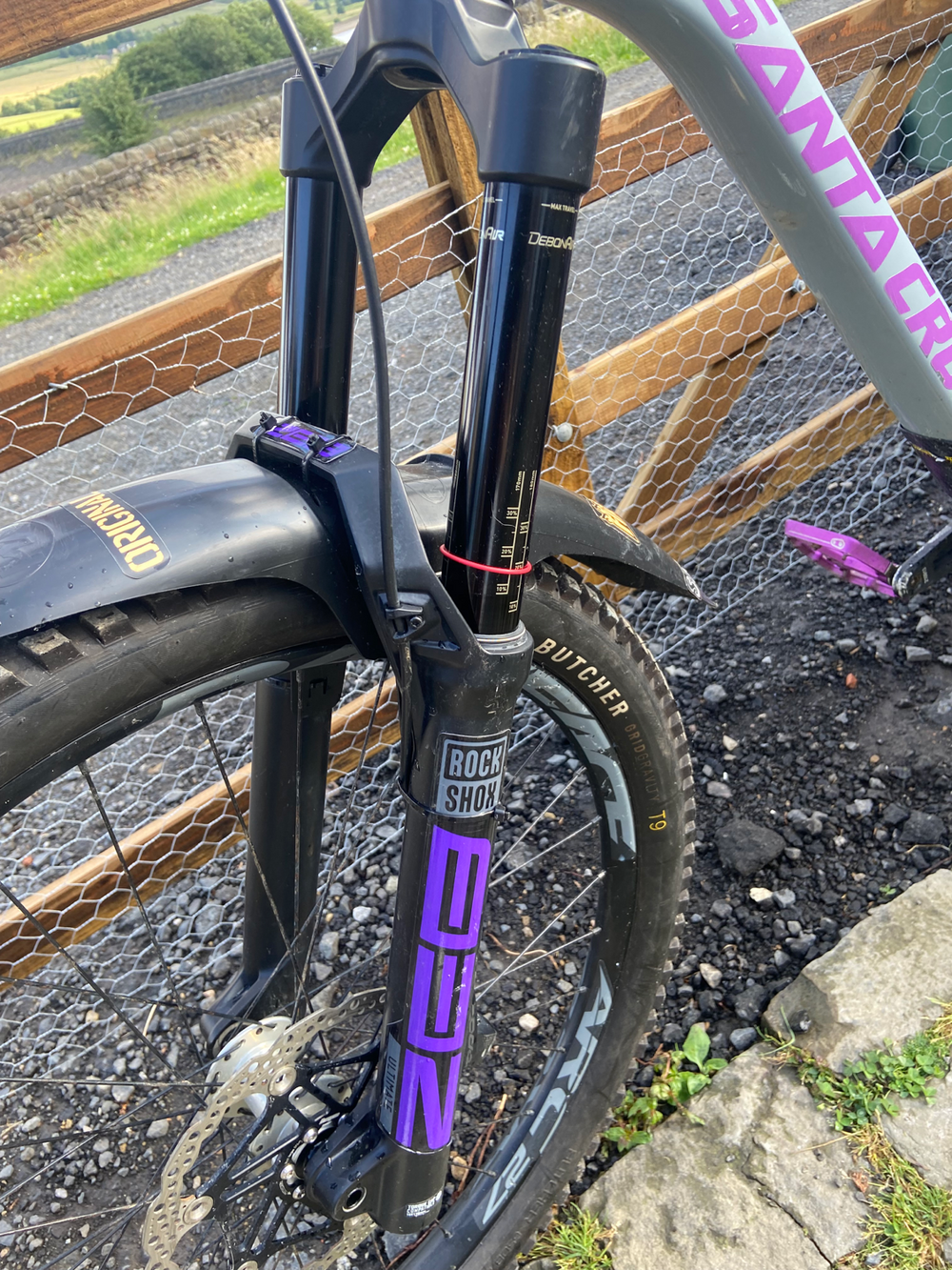 Santa Cruz Bronson S / Carbon C / MX 2022