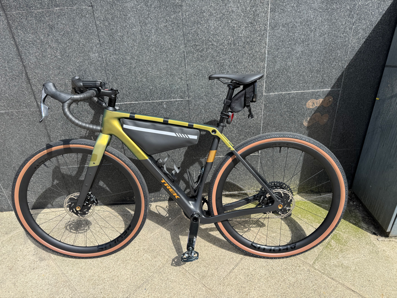 Trek Checkpoint SL7 62