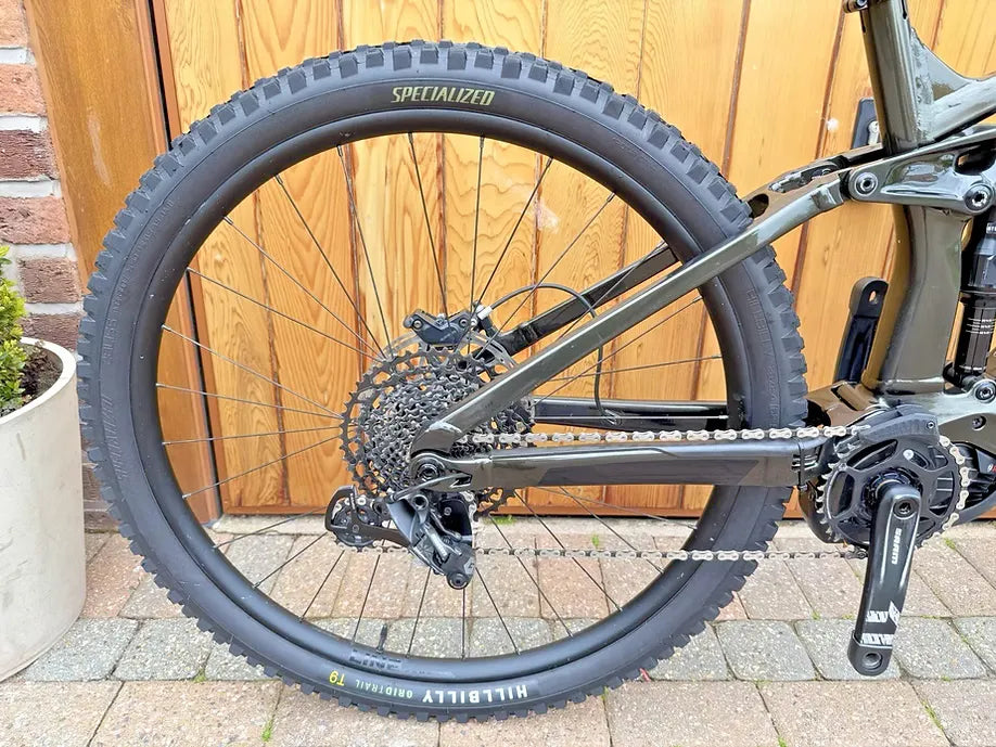 Trek RAIL 9 FULL SUSPENSION ELECTRIC MOUNTAIN EBIKE **LARGE FRAME** 2023