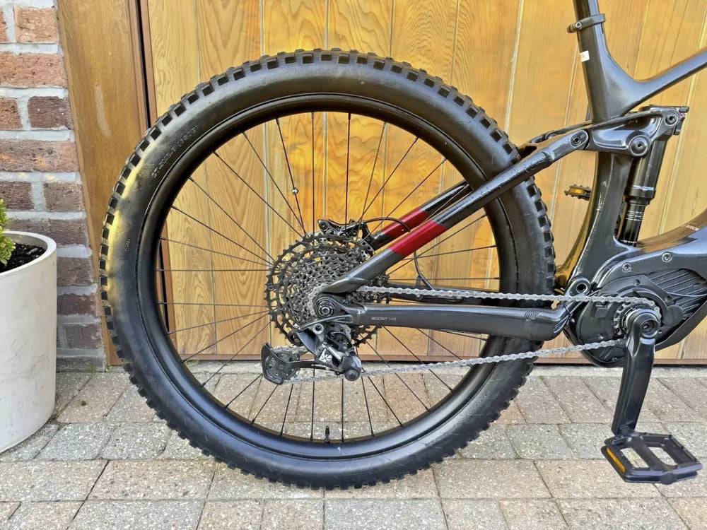 TREK POWERFLY 9.7 FULL CARBON ELECTRIC MOUNTAIN E-BIKE **LARGE FRAME** 2020