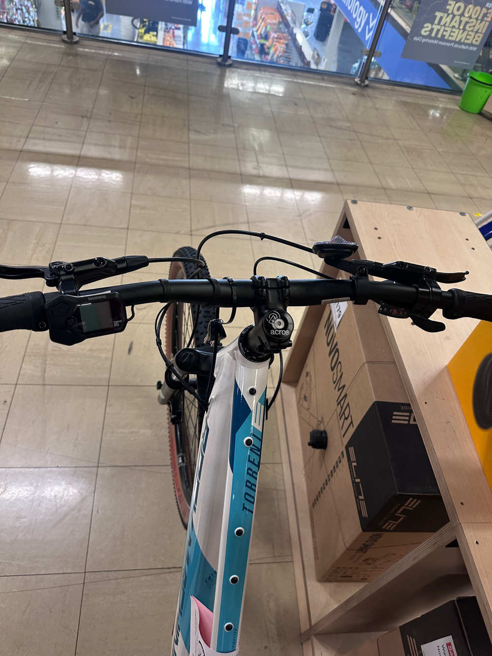 Rocky Machine E30 Torren Hard trail 2025