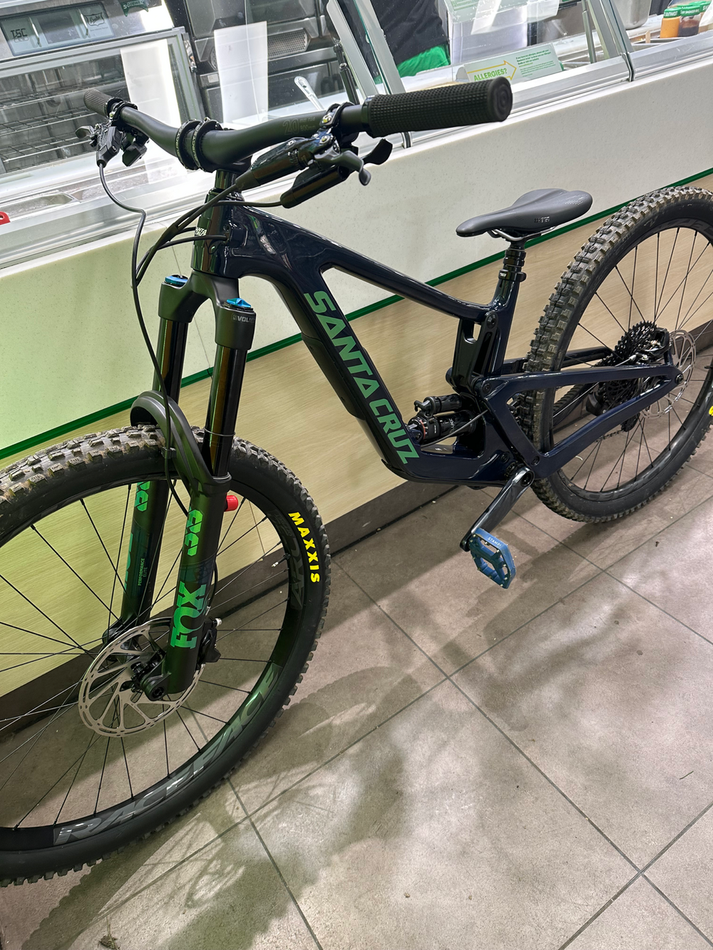 Santa Cruz MEGATOWER GX AXS / Carbon C 2023