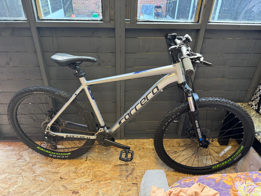 Carrera Valour Disc Mens Mountain Bike 2023