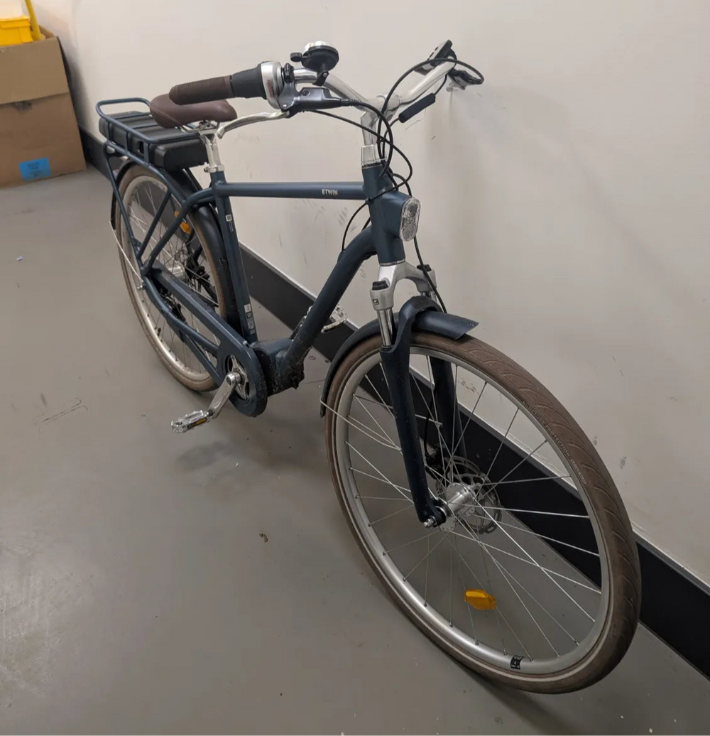B'TWIN Smart electric city bike 920 E connect HF 2025