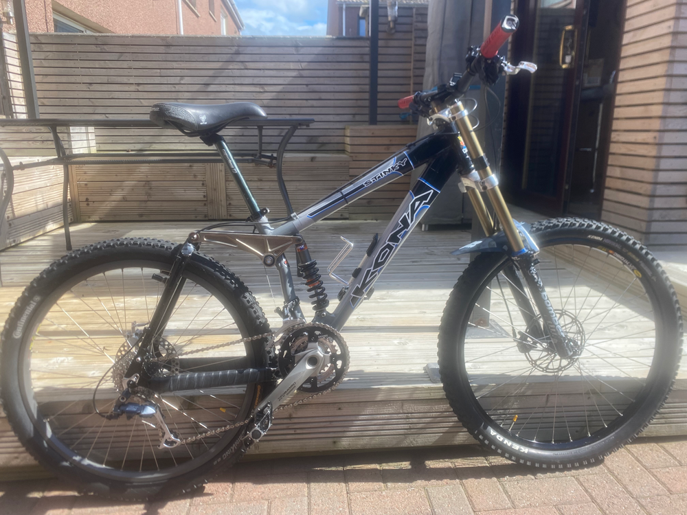 Kona Stinky 2000