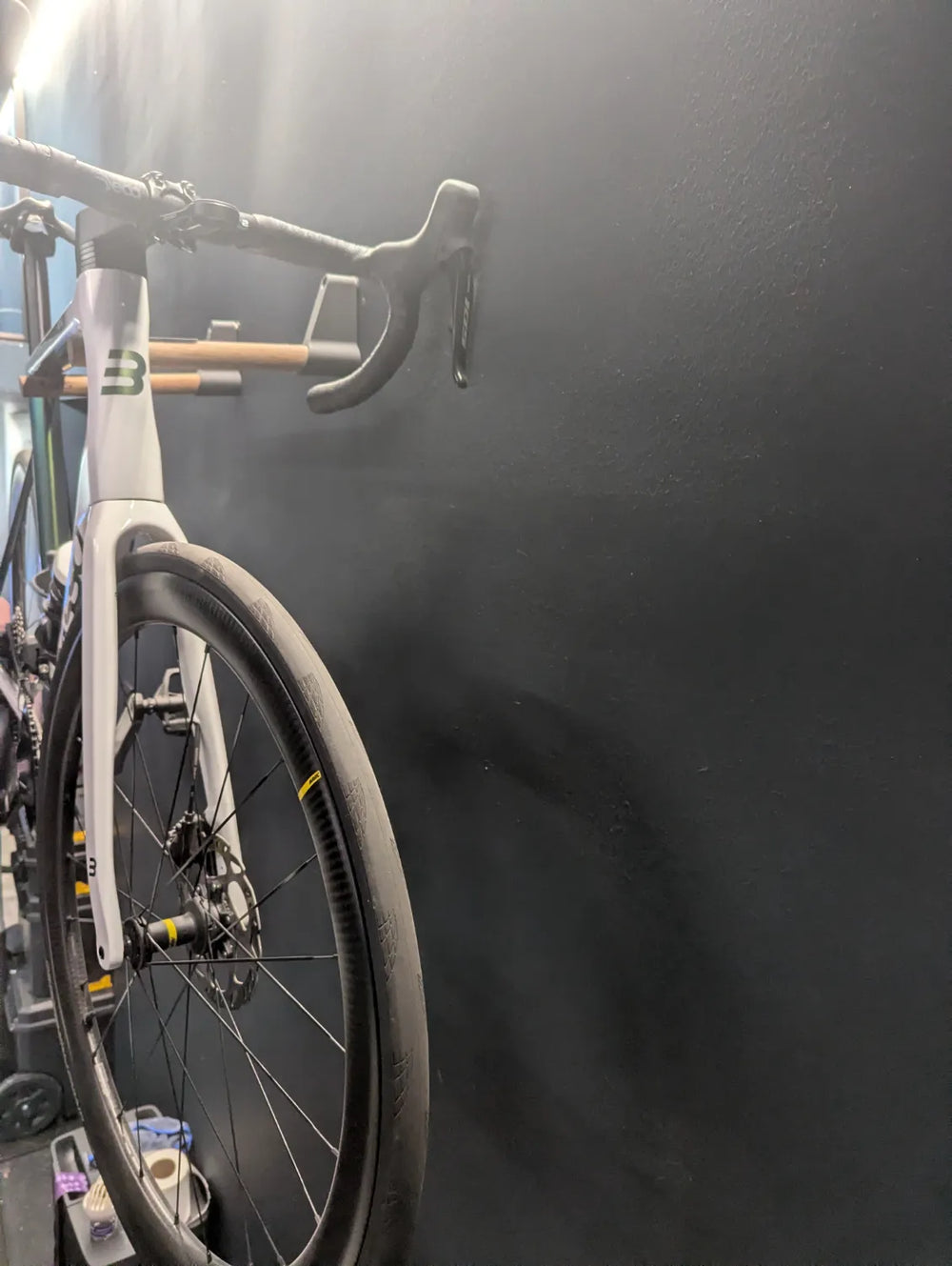 Basso Astra Shimano 105 Di2 2024