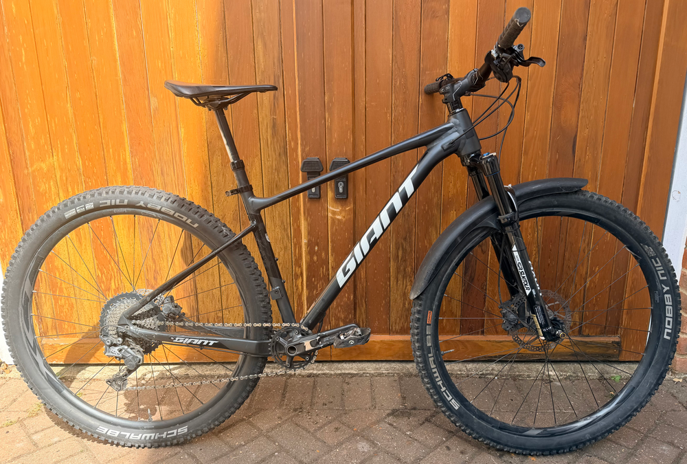 Giant Fathom 1 2022