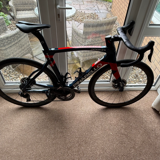 Pinarello Dogma F12 Dura Ace Di2 Disc 2022