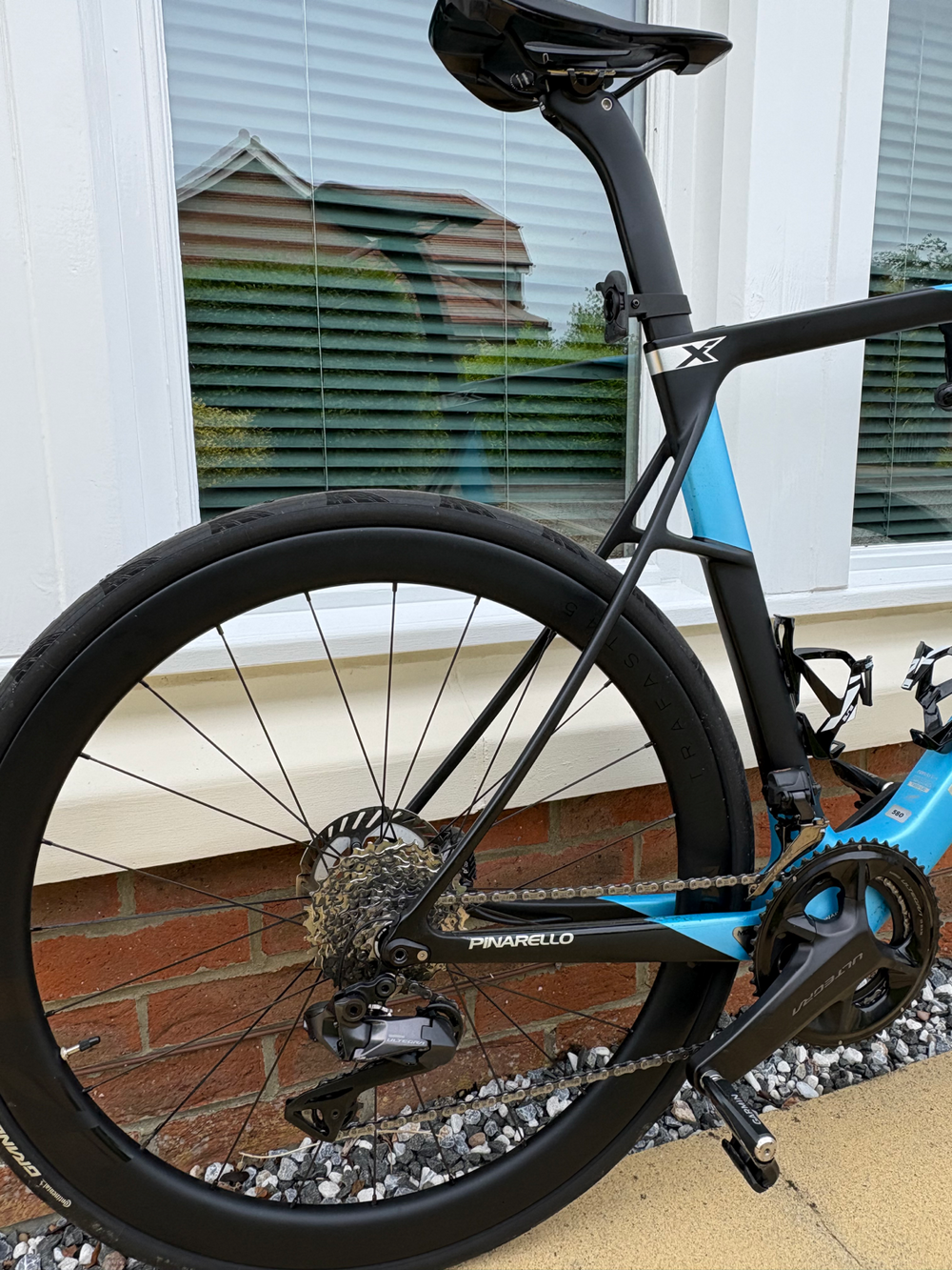 Pinarello X7 Disc With Ultegra Di2 12 Speed and Most 2025