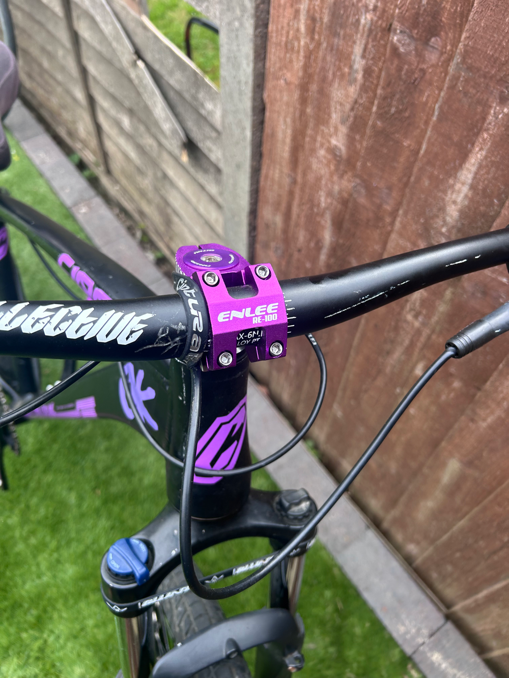 Collective C100 V3 MTB - OBSIDIAN PURPLE 2023