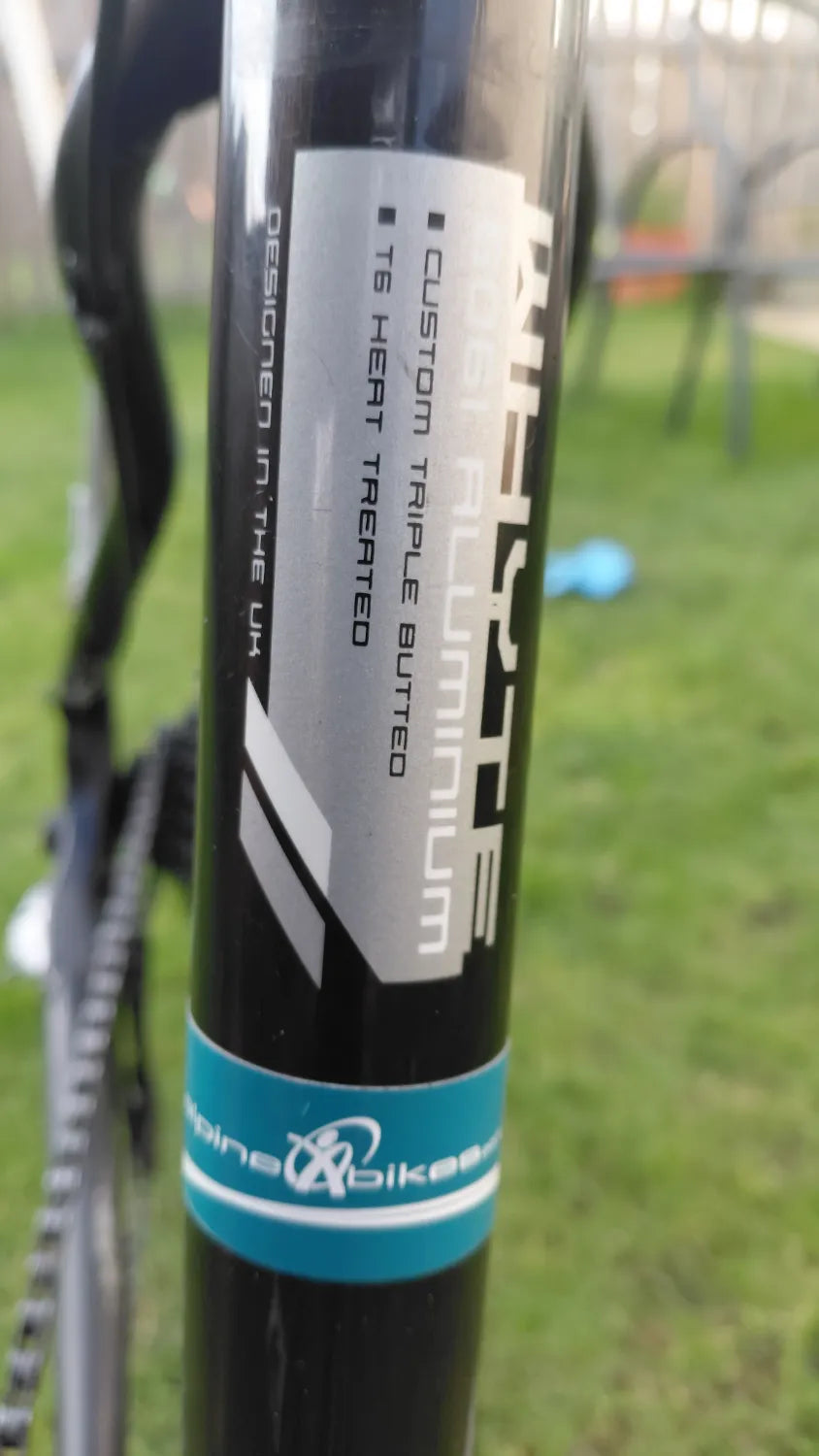 Whyte Malvern Hybrid 2022