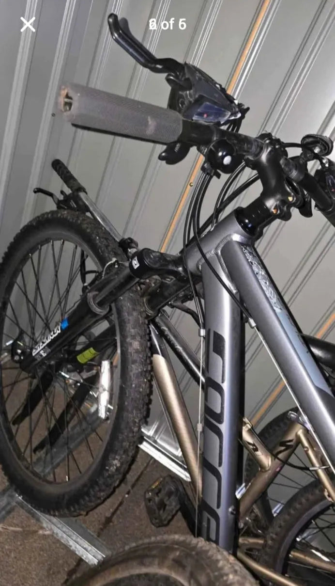 Carrera Valour Disc Mens Mountain Bike 2023