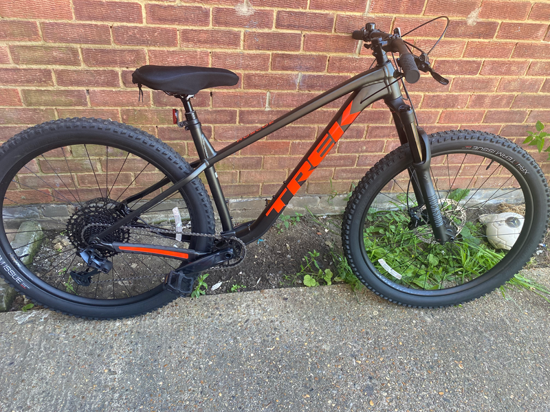 Trek Roscoe 8 2023