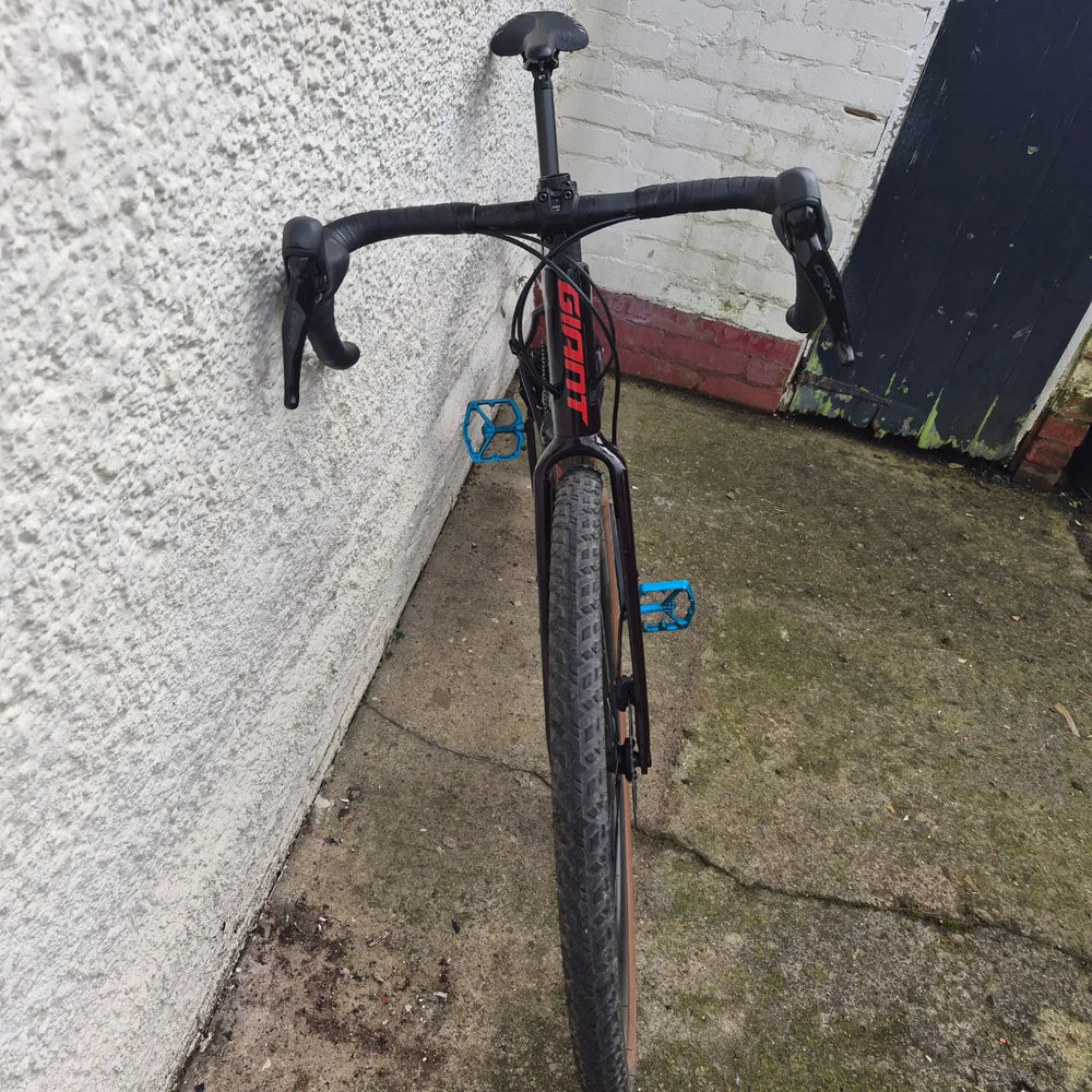 Giant Revolt - Advanced Pro 0 2023