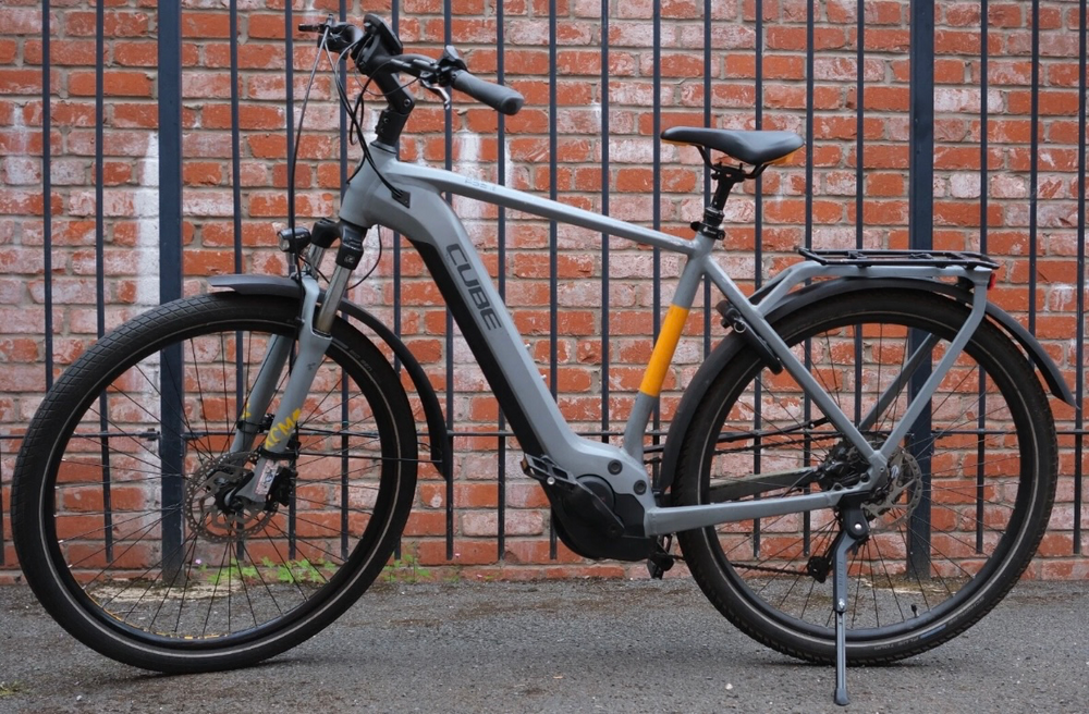 CUBE Touring Hybrid Pro 625 2021