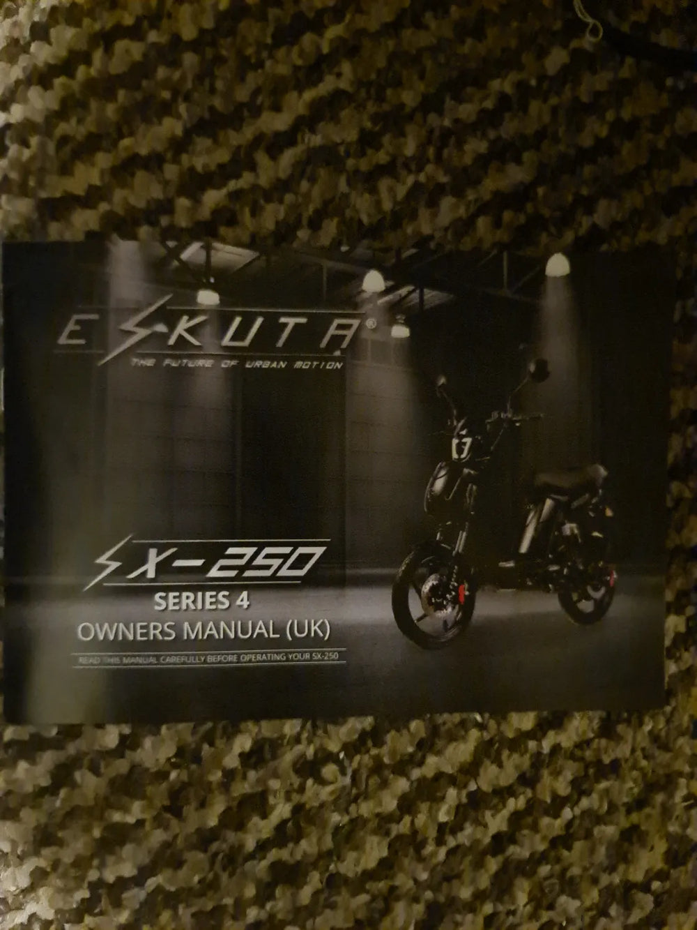Eskuta SX-250 Series 4 2025