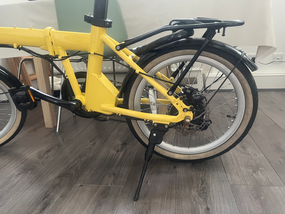 Mycle  Compact folding e-bike 2023